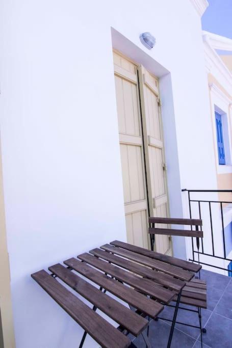 Aegli Apartments Deluxe シミ エクステリア 写真